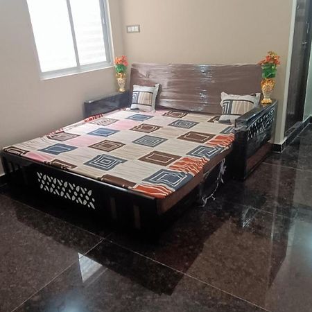 Hotel Ruqaiyah Manzil Hajdarabad Zewnętrze zdjęcie