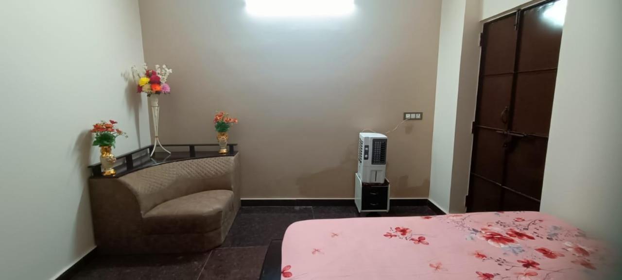 Hotel Ruqaiyah Manzil Hajdarabad Zewnętrze zdjęcie